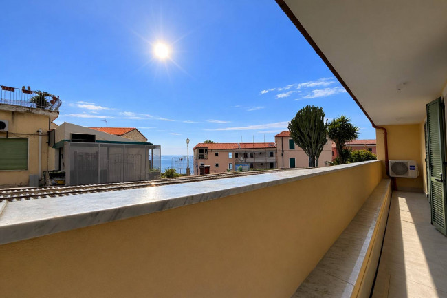 Appartamento in vendita a Bordighera