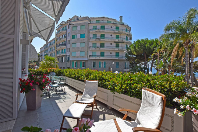 Appartamento in vendita a Ospedaletti