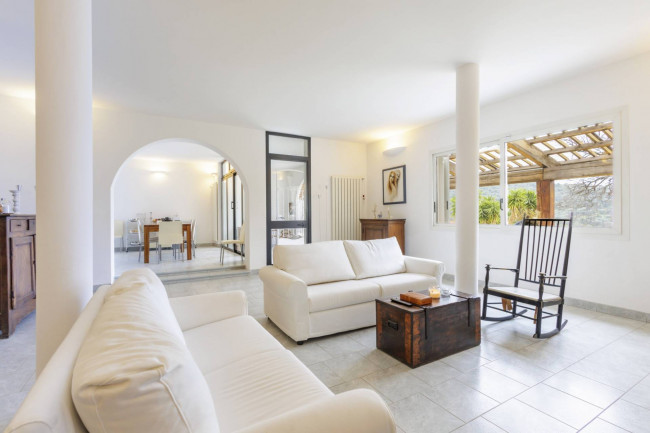 Villa in vendita a Imperia