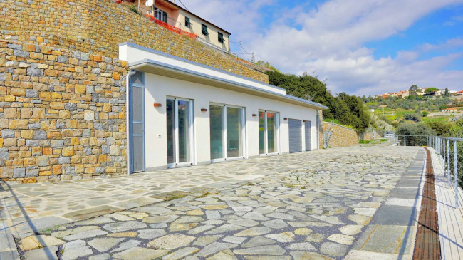 Вилла в продажа в Imperia