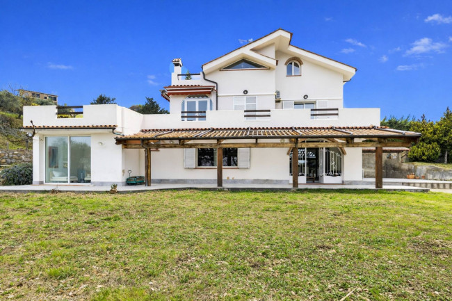 Villa à vendre à Imperia