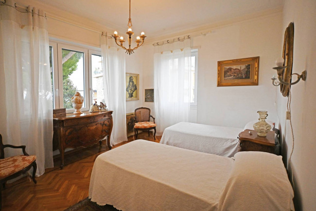 Villen/Häuser zum kaufen in Sanremo