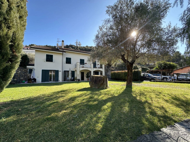 Villa in vendita a Ospedaletti