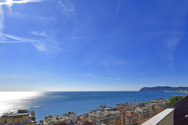 Wohnungen zum kaufen in Alassio