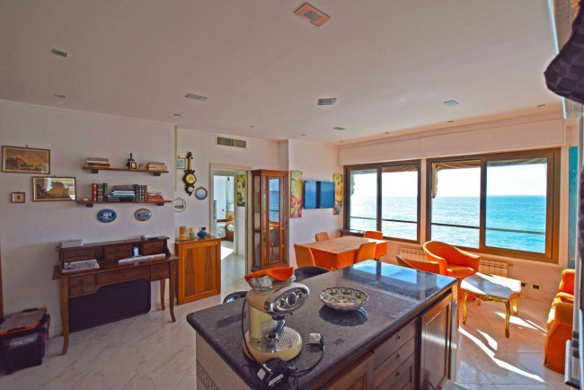 Квартира в продажа в Ospedaletti