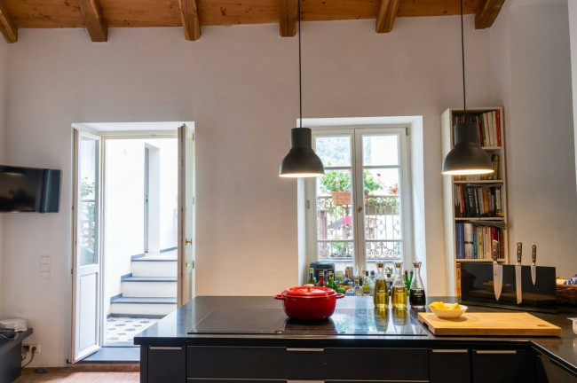 Casa di paese in vendita a Montalto Carpasio