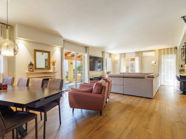 Вилла в продажа в Garlenda