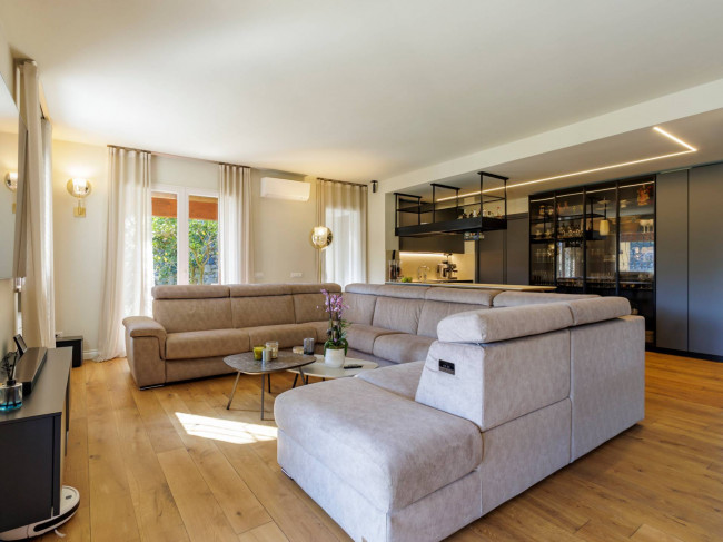 Вилла в продажа в Garlenda