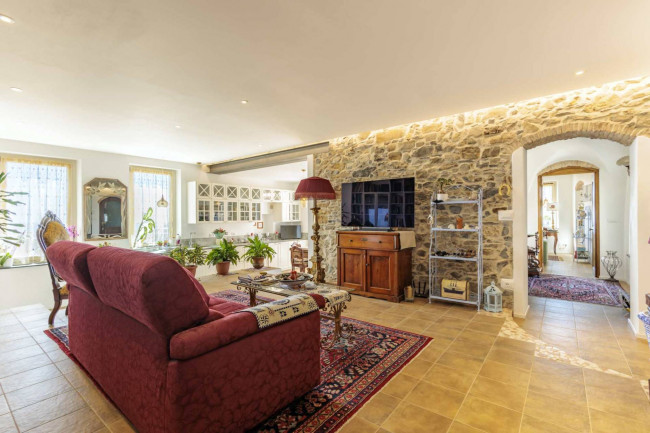 Villa for sale in Pompeiana