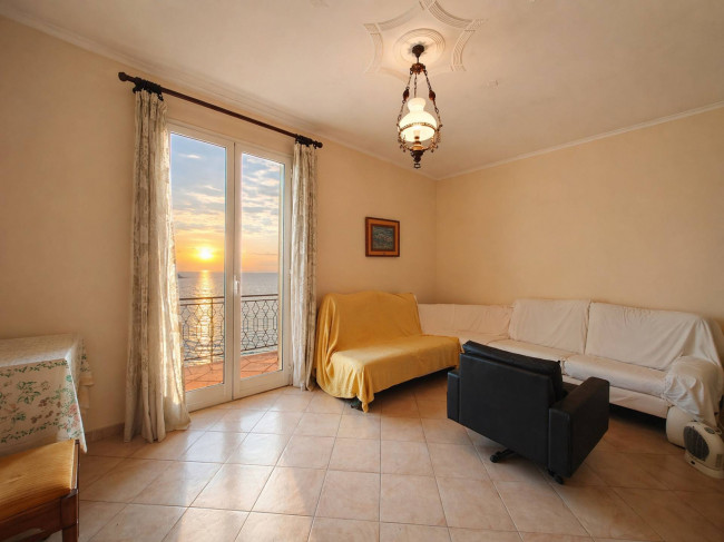 Appartamento in vendita a Bordighera