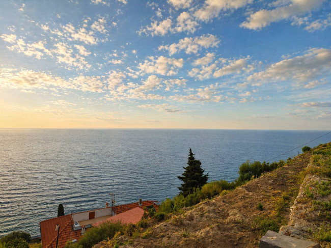 Appartamento in vendita a Bordighera