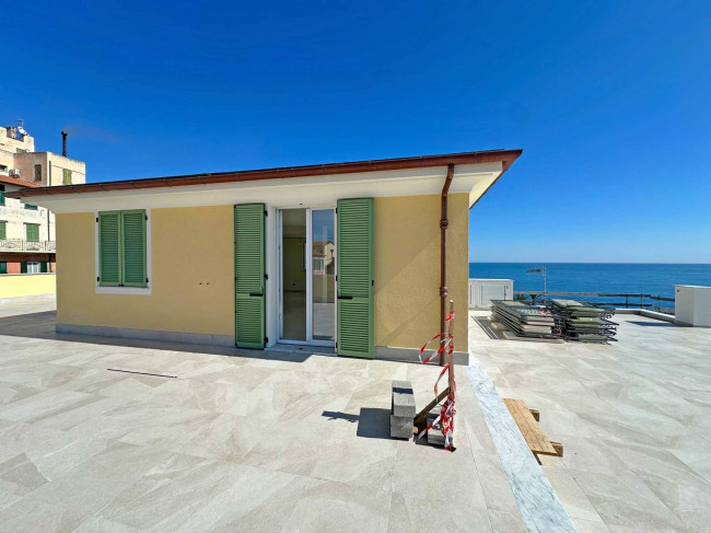 Квартира в продажа в Bordighera