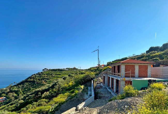 Villa in vendita a Bordighera