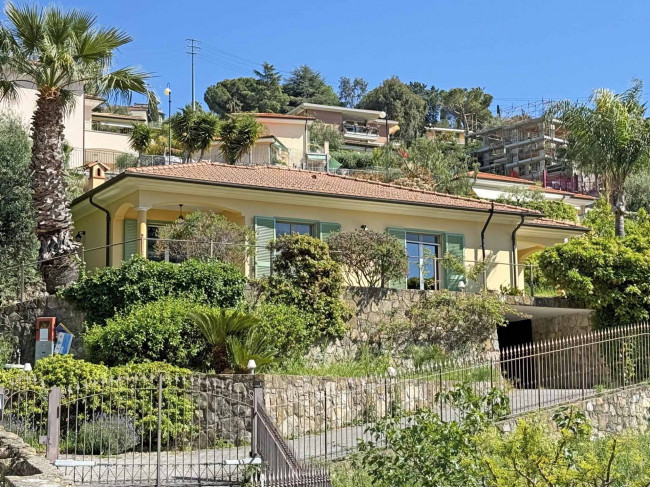 Villa à vendre à Bordighera