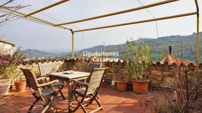 Town House for sale in Imperia