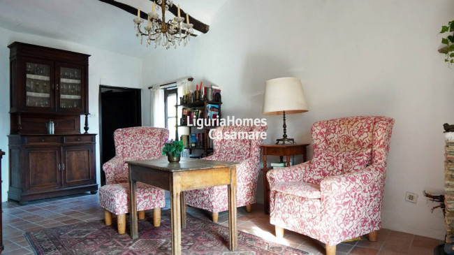 Town House for sale in Imperia