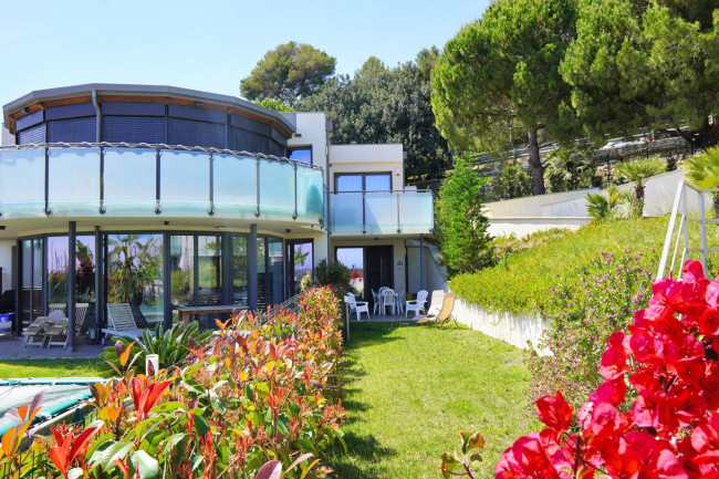 Appartamento in vendita a Santo Stefano al Mare