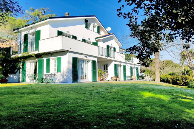Villa à vendre à Imperia