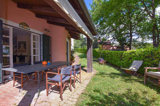 Villa in vendita a Garlenda