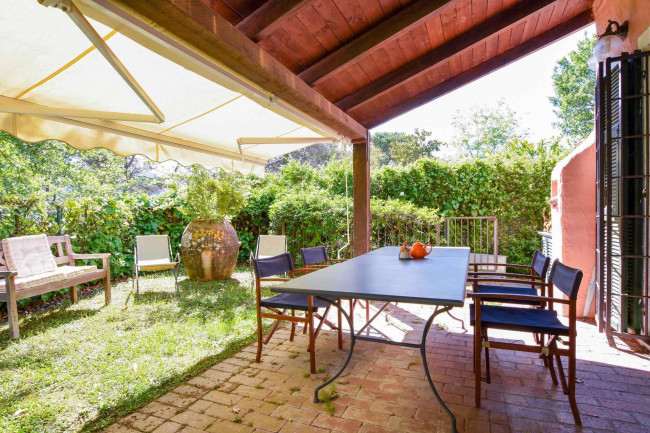 Villa in vendita a Garlenda