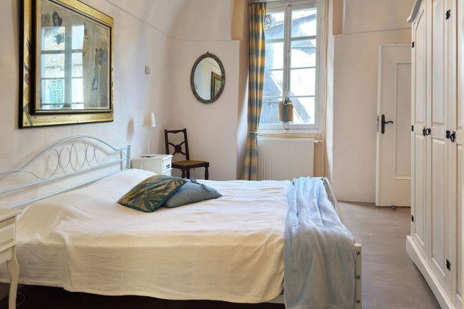 Casa di paese in vendita a Montalto Carpasio