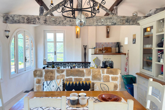 Casa di paese in vendita a Montalto Carpasio