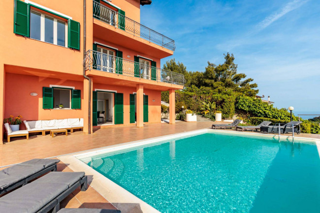 Villa in vendita a Camporosso