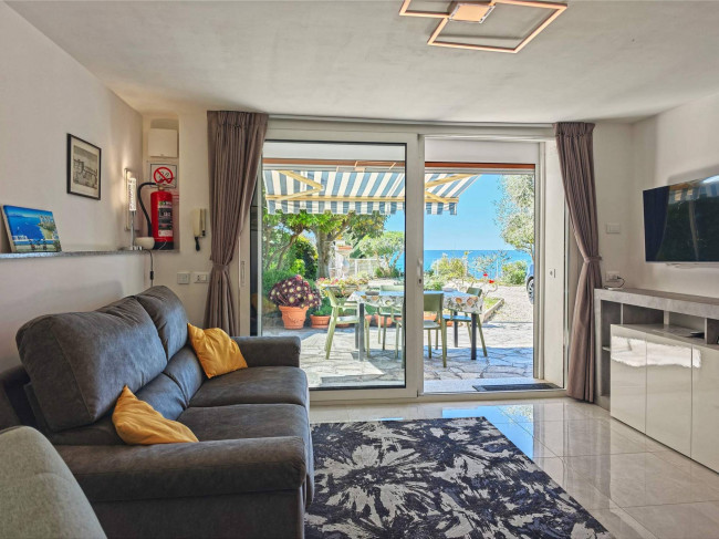 Квартира в продажа в Bordighera