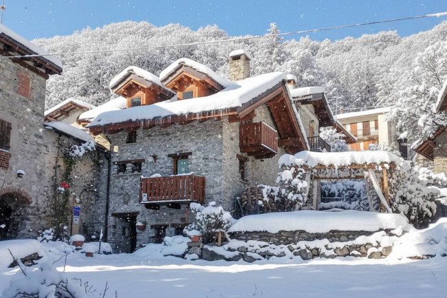 Casa di paese in vendita a Limone Piemonte