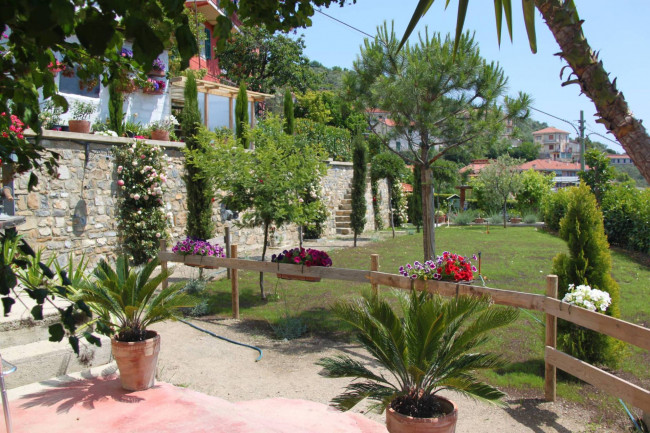 Town House for sale in Pietrabruna