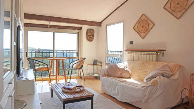 Casa di paese in vendita a Pietrabruna