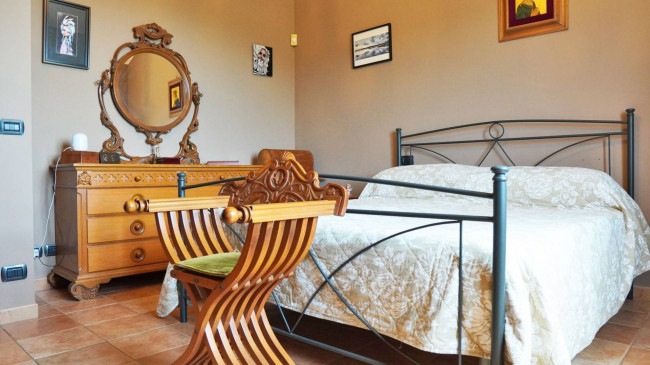 Villa in vendita a Imperia