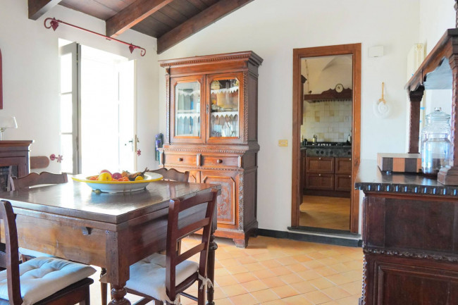 Appartamento in vendita a Pompeiana