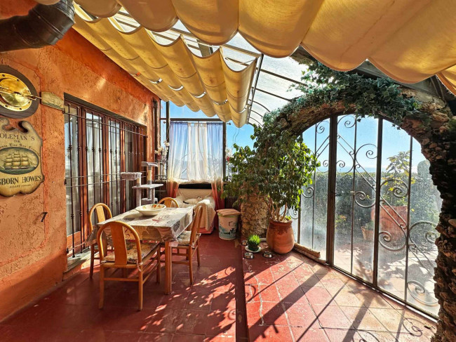 Villa for sale in Bordighera