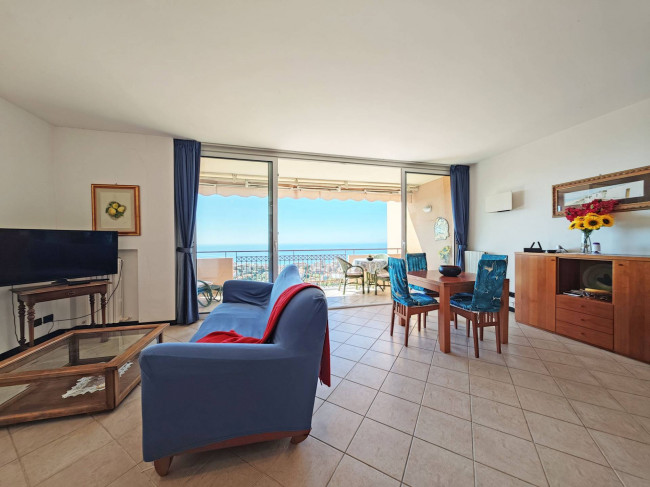 Квартира в продажа в Bordighera