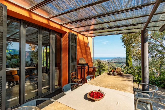 Villa in vendita a Dolcedo