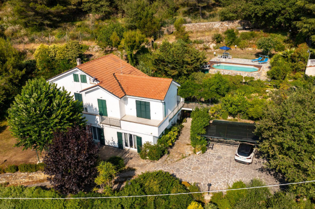 Villa à vendre à Imperia