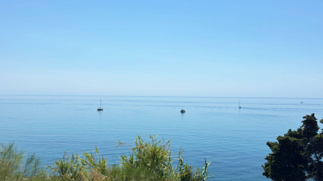 Appartamento in vendita a Cipressa