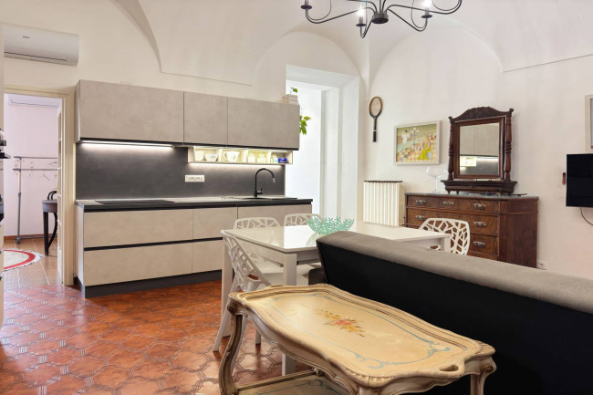 Appartamento in vendita a Riva Ligure