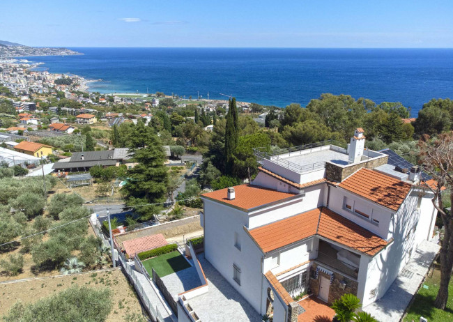 Appartamento in vendita a Sanremo