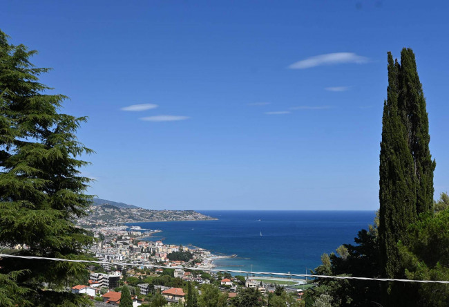 Appartamento in vendita a Sanremo