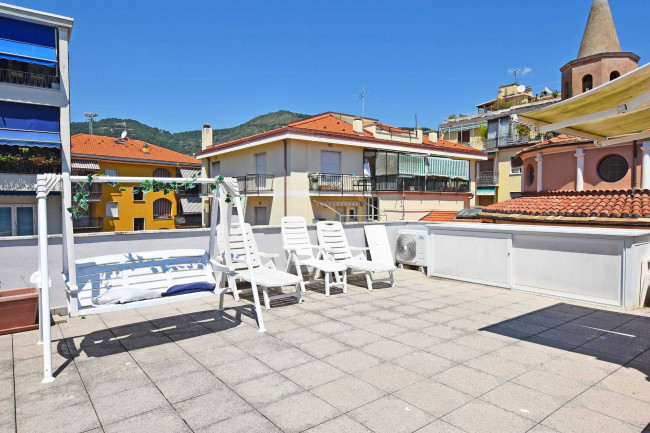 Appartamento in vendita a Alassio