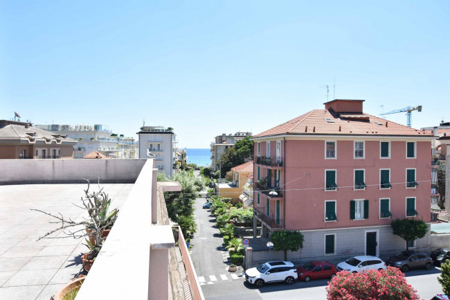 Appartamento in vendita a Alassio