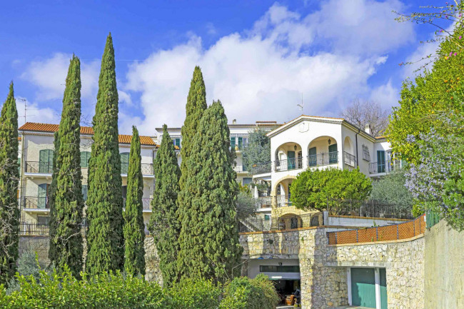 Villa in vendita a Pietra Ligure
