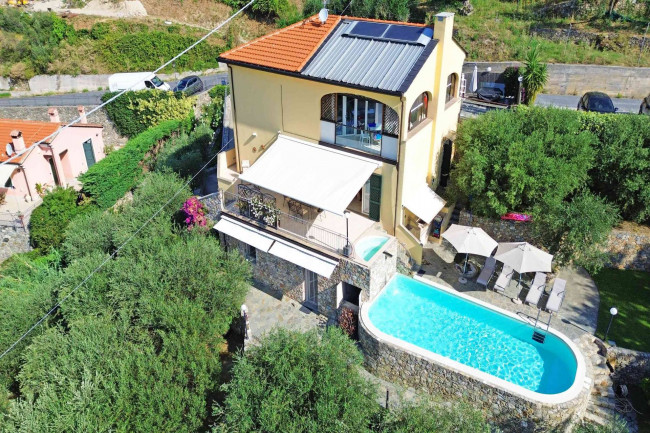 Appartamento in vendita a Magliolo