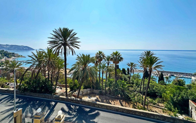 Apartment for sale in Bordighera