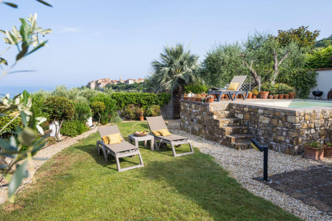 Villa in vendita a Imperia