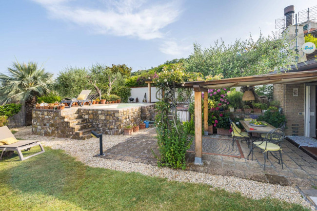 Villa in vendita a Imperia