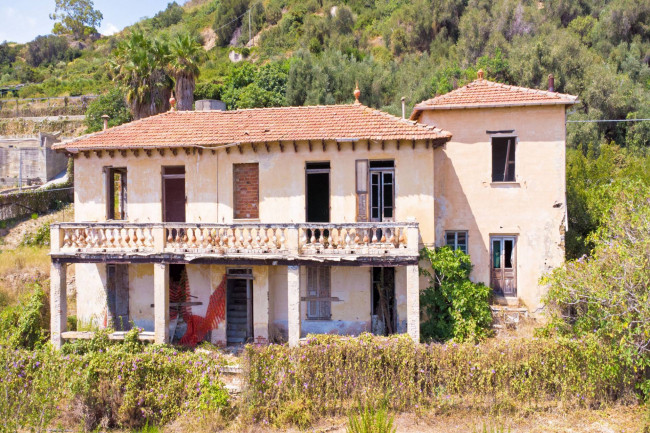 Villa in vendita a Riva Ligure