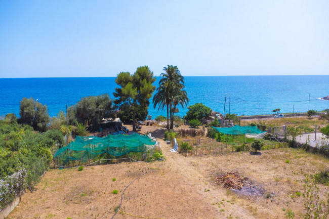 Villa in vendita a Riva Ligure